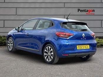 Used Renault Clio 2023 for sale - 75452457: Photo