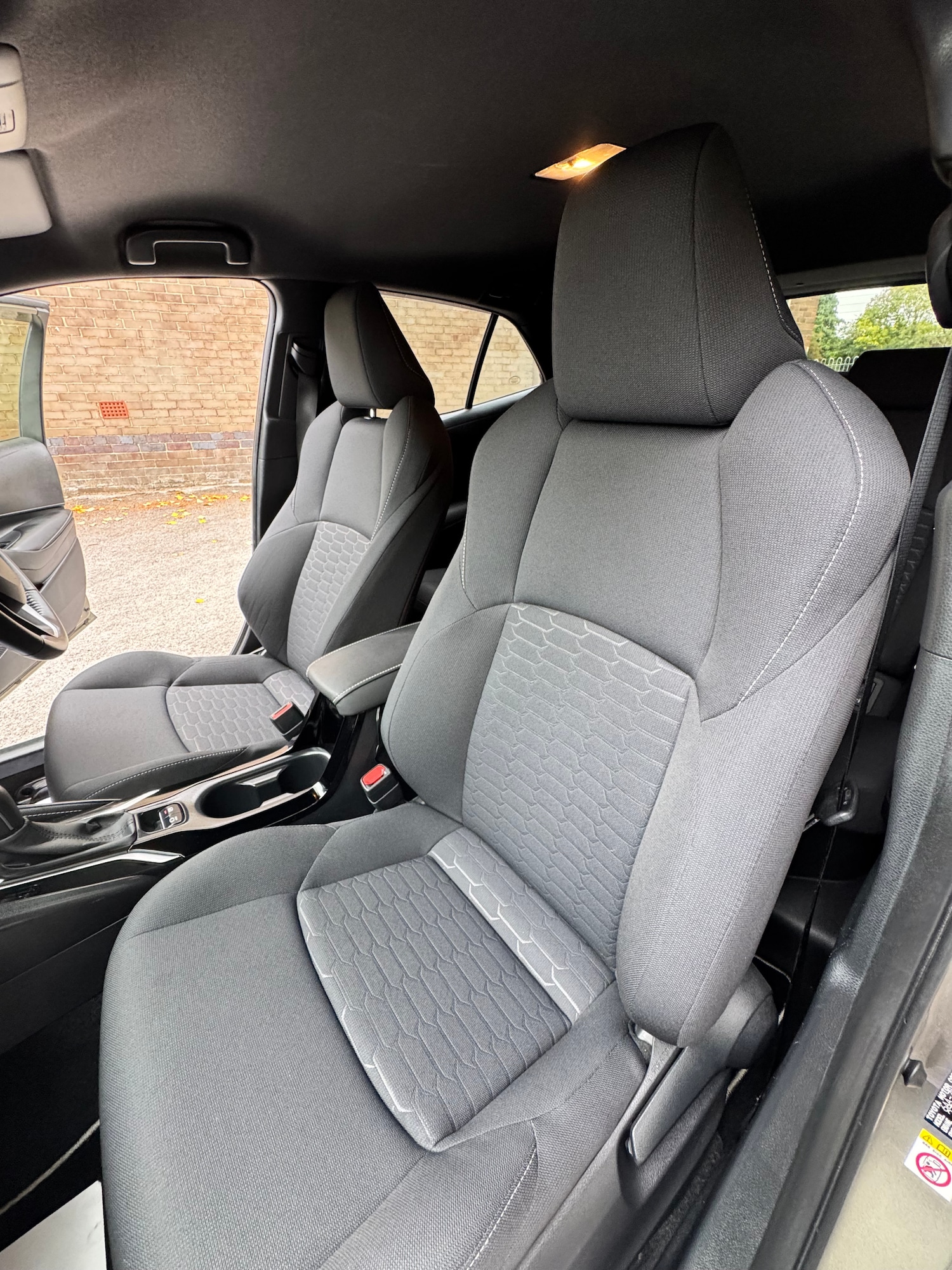 Used Toyota Corolla 2020 for sale - 76910917: Photo 19