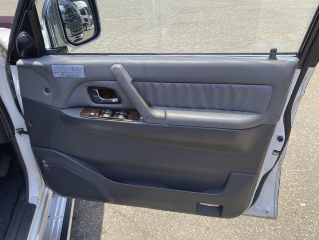 Used Mitsubishi Pajero 1997 for sale - 77548053: Photo 18