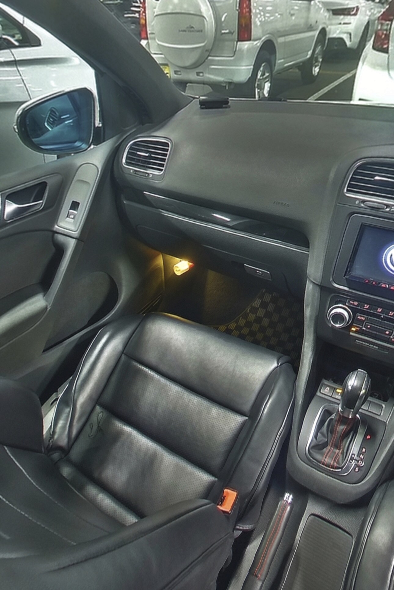 Used Volkswagen Golf 2011 for sale - 77547994: Photo 7