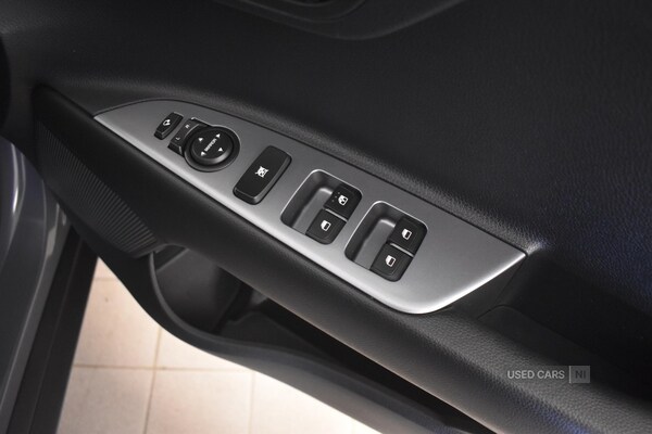 Used Kia Stonic 2022 for sale - 76284934: Photo 29