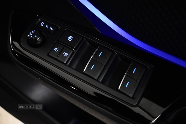 Used Toyota C-HR 2020 for sale - 77132368: Photo 9