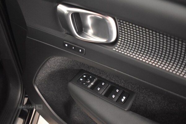 Used Volvo XC40 2025 for sale - 76753621: Photo 29