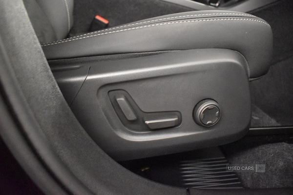 Used Volvo XC40 2025 for sale - 76753621: Photo 31