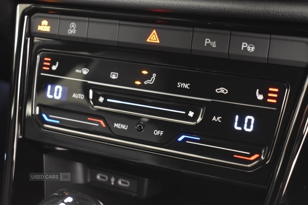 Used Volkswagen T-Roc 2024 for sale - 76729352: Photo 23