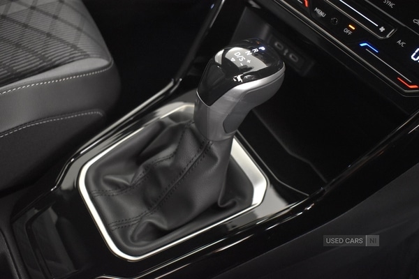 Used Volkswagen T-Roc 2024 for sale - 76729352: Photo 24