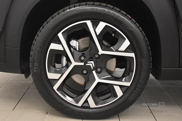 Vehicle 33