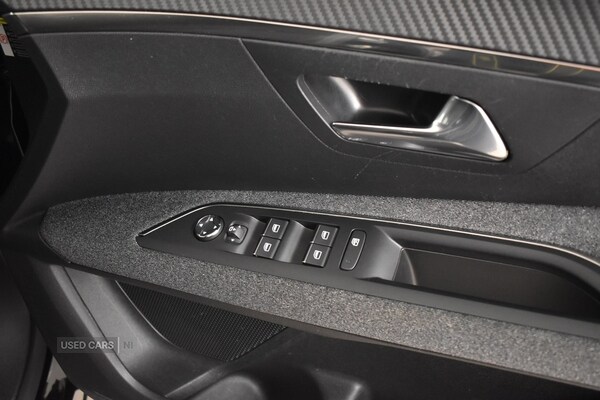 Used Peugeot 3008 2023 for sale - 77192101: Photo 30