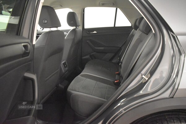 Used Volkswagen T-Roc 2022 for sale - 76729250: Photo 31