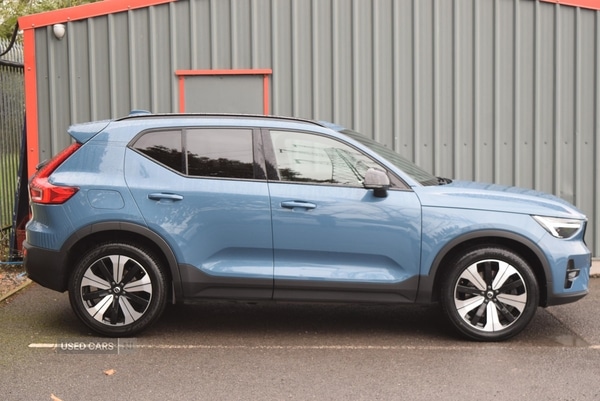 Used Volvo XC40 2023 for sale - 76914114: Photo 2