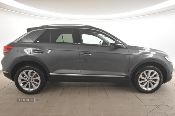 Used Volkswagen T-Roc 2022 for sale - 76573961: Photo 2