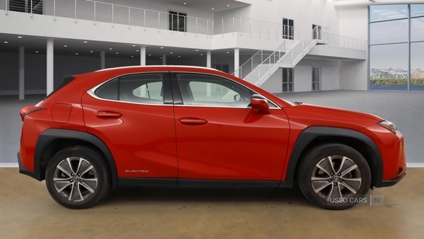 Used Lexus UX 2022 for sale - 76646779: Photo 2