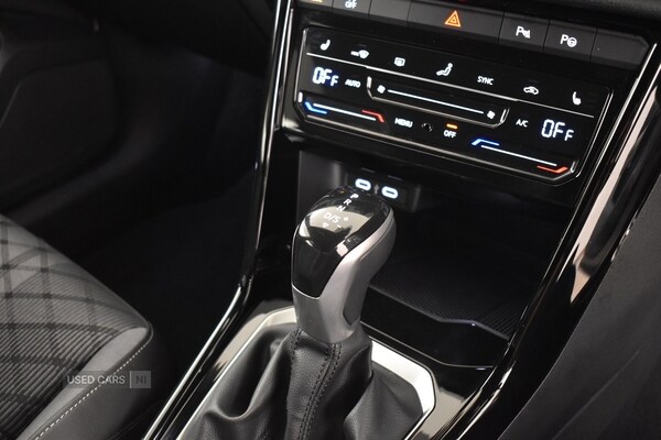 Used Volkswagen T-Roc 2024 for sale - 76528622: Photo 24