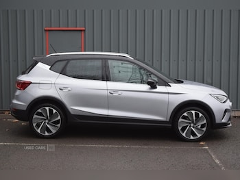 Used SEAT Arona 2024 for sale - 77926525: Photo