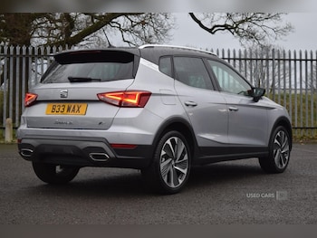 Used SEAT Arona 2024 for sale - 77926525: Photo