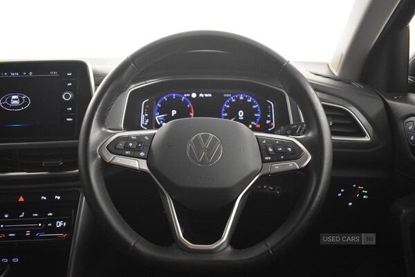 Used Volkswagen T-Roc 2022 for sale - 76528589: Photo 12
