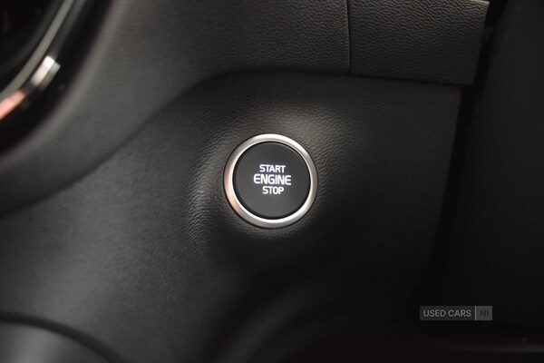 Used Volvo XC40 2025 for sale - 76528502: Photo 17