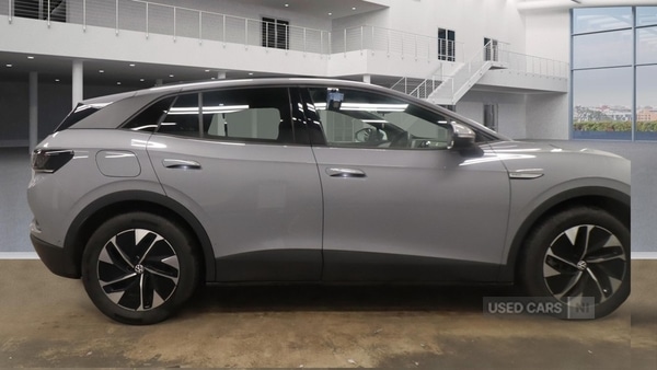 Used Volkswagen ID.4 2023 for sale - 77560349: Photo 2