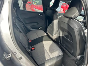 Used Renault Clio 2023 for sale - 79836789: Photo