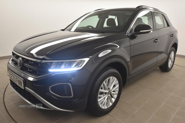 Used Volkswagen T-Roc 2023 for sale - 77102395: Photo 4