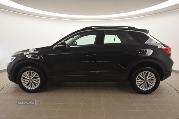 Used Volkswagen T-Roc 2023 for sale - 77102395: Photo 6