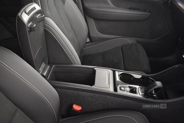 Used Volvo XC40 2025 for sale - 76690433: Photo 28