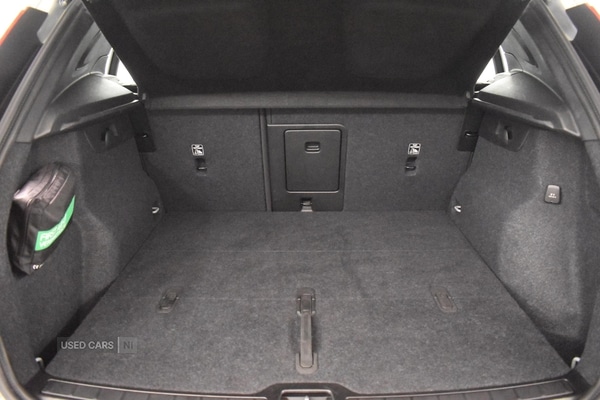 Used Volvo XC40 2024 for sale - 77132149: Photo 38