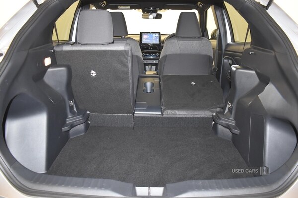 Used Toyota Yaris Cross 2022 for sale - 77017275: Photo 38