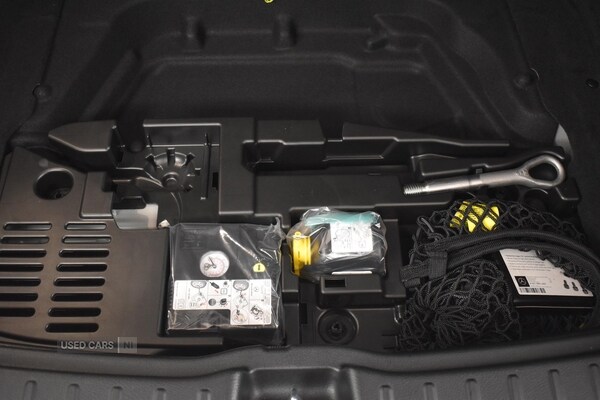 Used Mercedes-Benz GLA 2022 for sale - 76914117: Photo 44