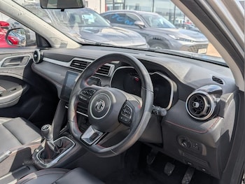 Used MG MG ZS 2023 for sale - 79510015: Photo