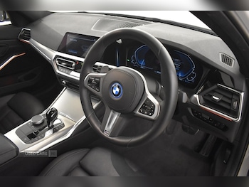 Used BMW 3 Series 2021 for sale - 77156957: Photo