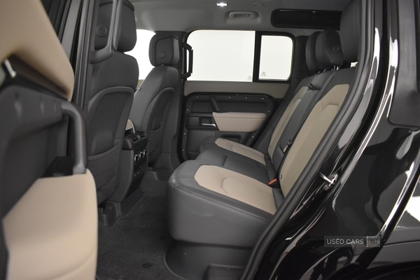 Used Land Rover Defender 2024 for sale - 77511624: Photo 26