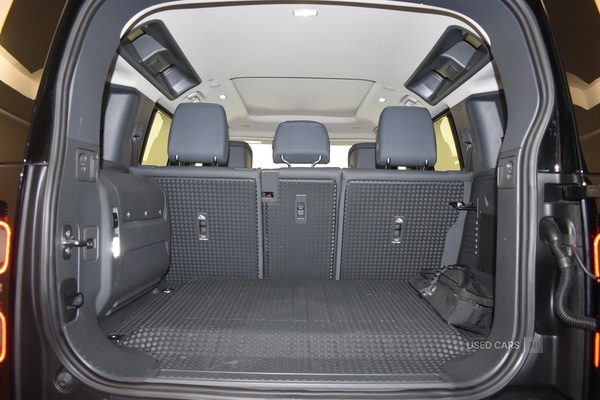 Used Land Rover Defender 2024 for sale - 77511624: Photo 29