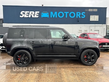 Used Land Rover Defender 2024 for sale - 77511624: Photo