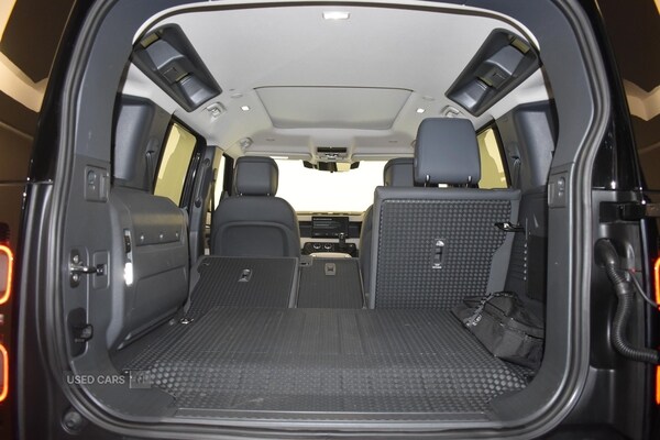 Used Land Rover Defender 2024 for sale - 77511624: Photo 30