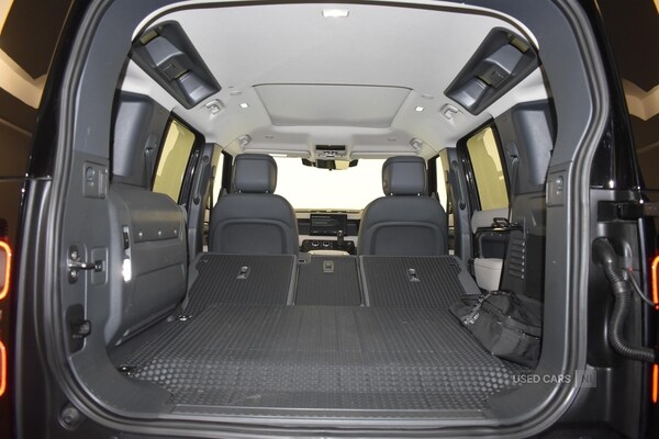 Used Land Rover Defender 2024 for sale - 77511624: Photo 31