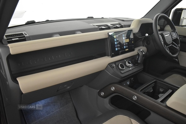 Used Land Rover Defender 2024 for sale - 77511624: Photo 9