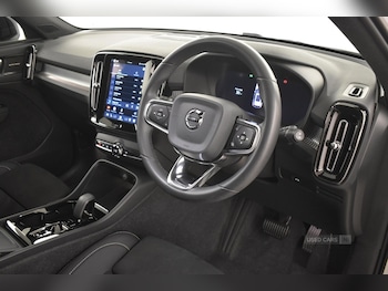 Used Volvo XC40 2023 for sale - 79349919: Photo