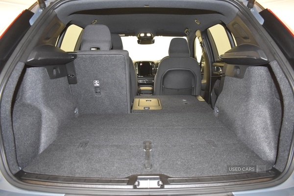 Used Volvo XC40 2022 for sale - 77441722: Photo 39