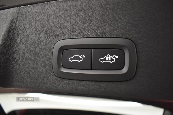 Used Volvo XC40 2022 for sale - 77441722: Photo 41