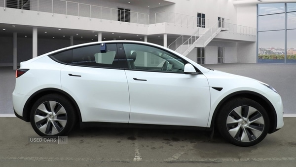 Used Tesla Model Y 2024 for sale - 77231056: Photo 2