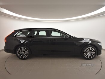 Used Volvo V90 2022 for sale - 76977025: Photo
