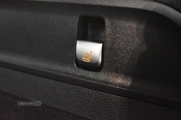 Used Mercedes-Benz EQC 2021 for sale - 76153622: Photo 45