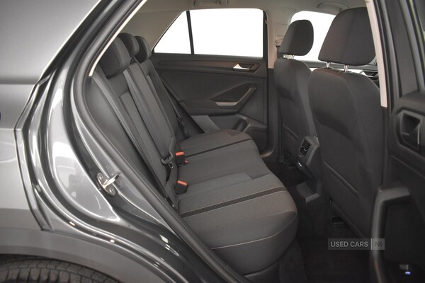 Used Volkswagen T-Roc 2025 for sale - 76585756: Photo 30