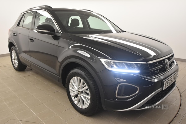 Used Volkswagen T-Roc 2023 for sale - 77156849: Photo 1
