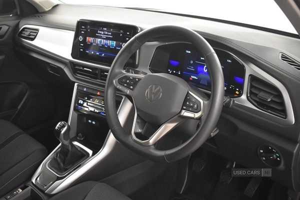 Used Volkswagen T-Roc 2023 for sale - 77156849: Photo 3