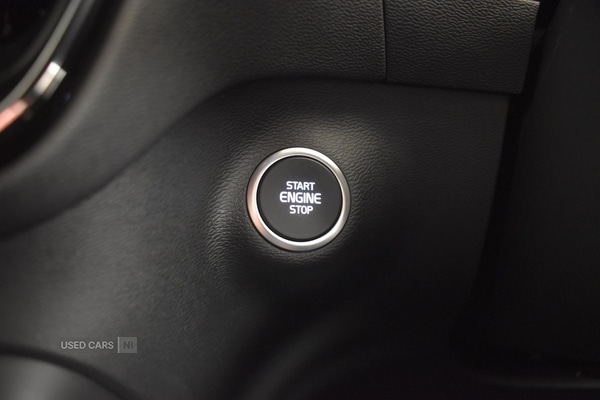 Used Volvo XC40 2025 for sale - 76409749: Photo 17