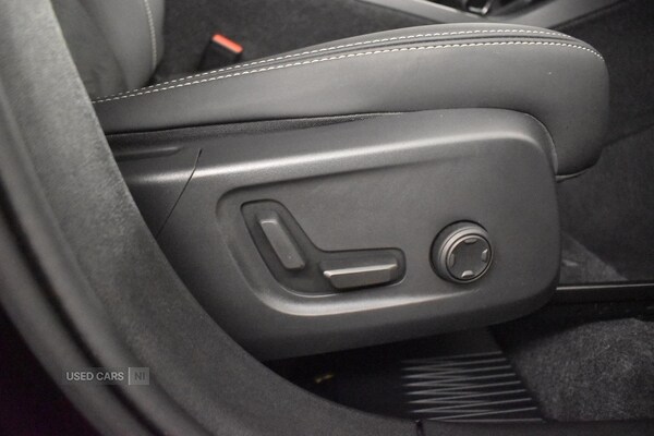 Used Volvo XC40 2025 for sale - 76409749: Photo 31