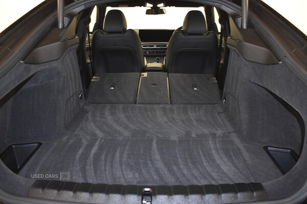 Used BMW i4 2022 for sale - 77102189: Photo 40