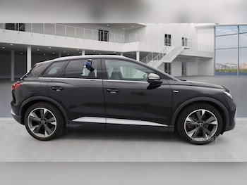 Used Audi Q4 e-tron 2023 for sale - 77231135: Photo